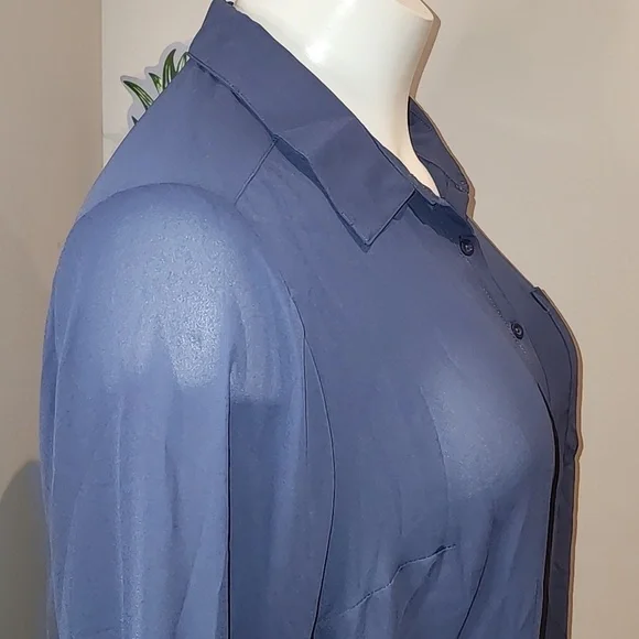 Torrid - Lizzie Georgette Button-Up Long Sleeve Shirt in Crown Blue Roebuck Blue - Picture 6 of 13